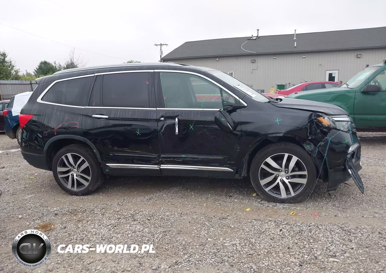 2018 Honda Pilot Touring VIN:5FNYF6H95JB006404 - 14