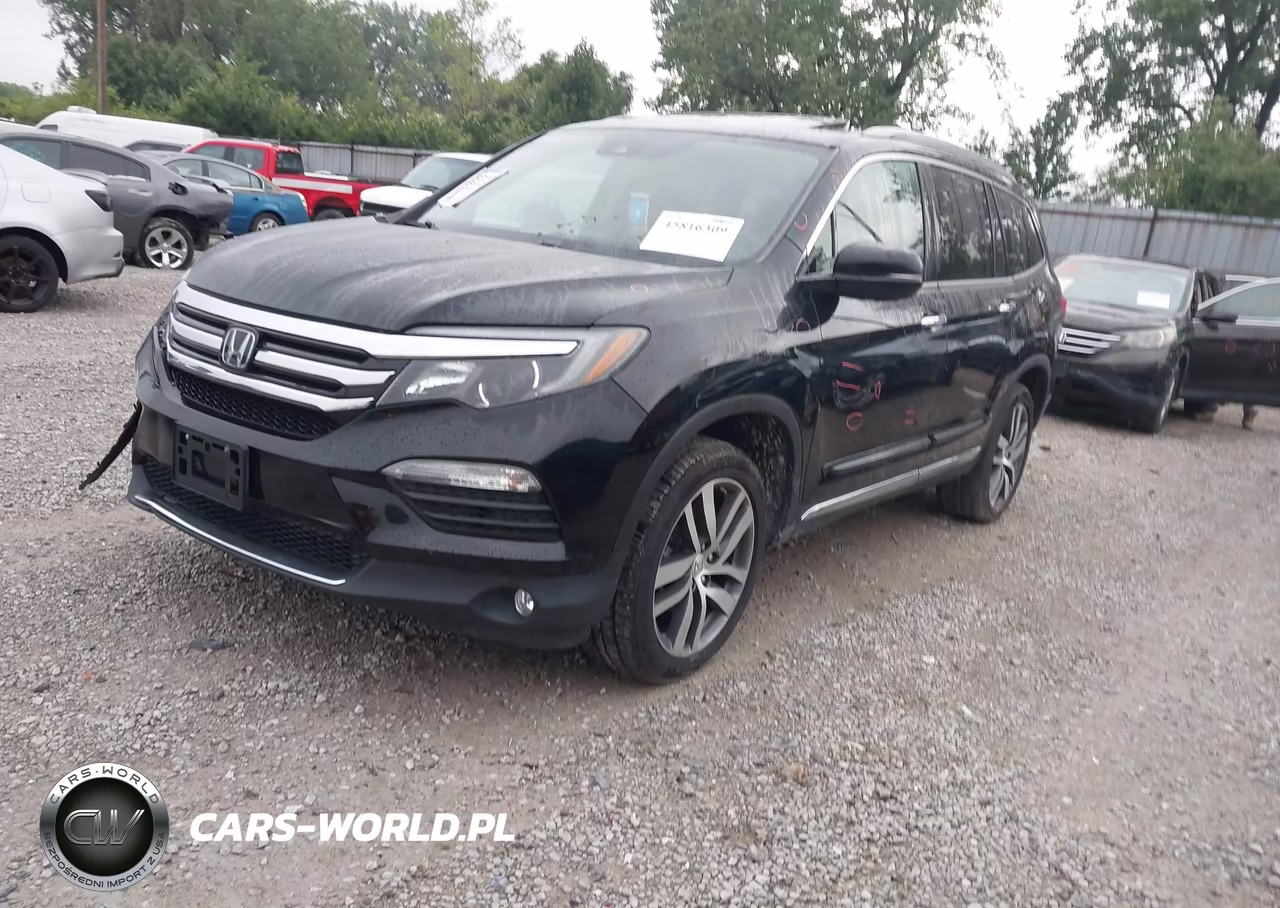 2018 Honda Pilot Touring VIN:5FNYF6H95JB006404 - 2