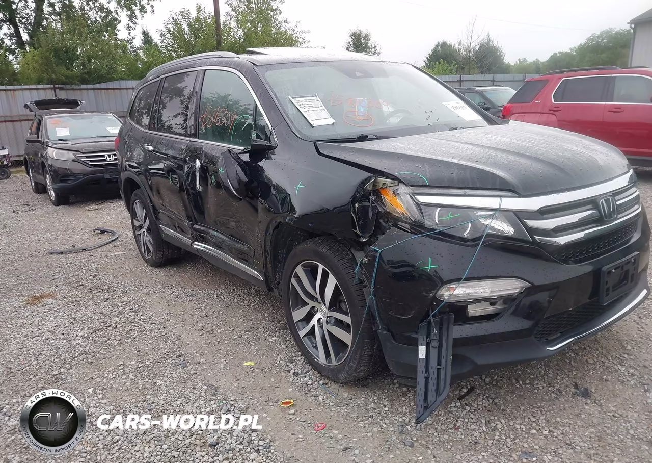 2018 Honda Pilot Touring VIN:5FNYF6H95JB006404 - 6