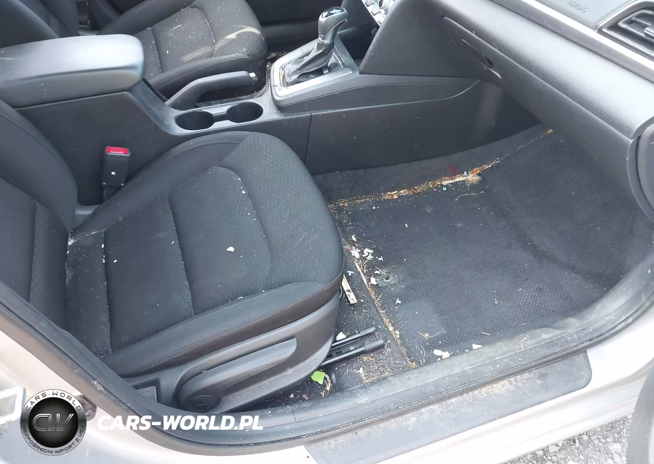 2020 Hyundai Elantra Sel VIN:KMHD84LF9LU026333 - 5