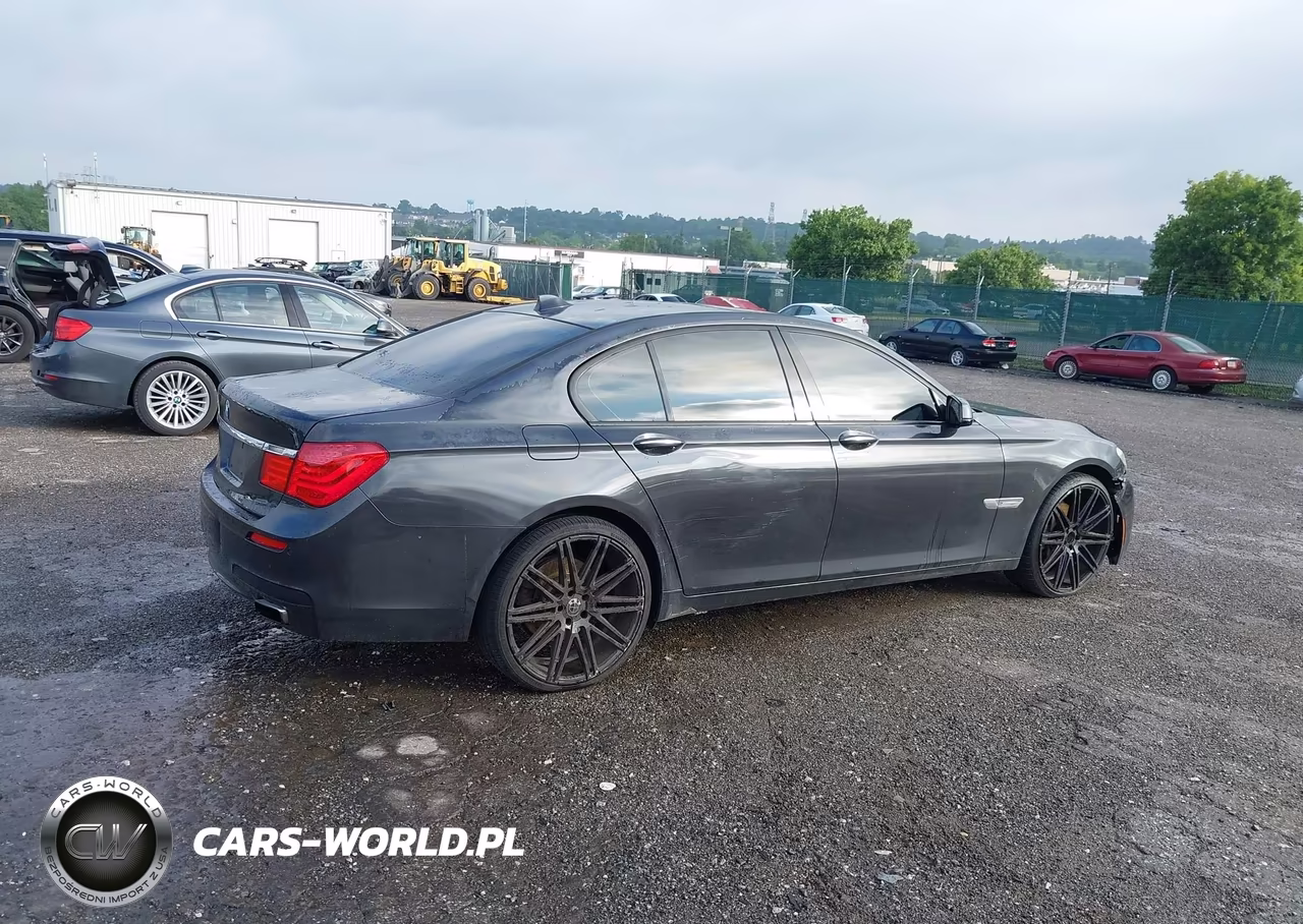 2012 BMW 740I VIN:WBAKA4C59CDS99387 - 4
