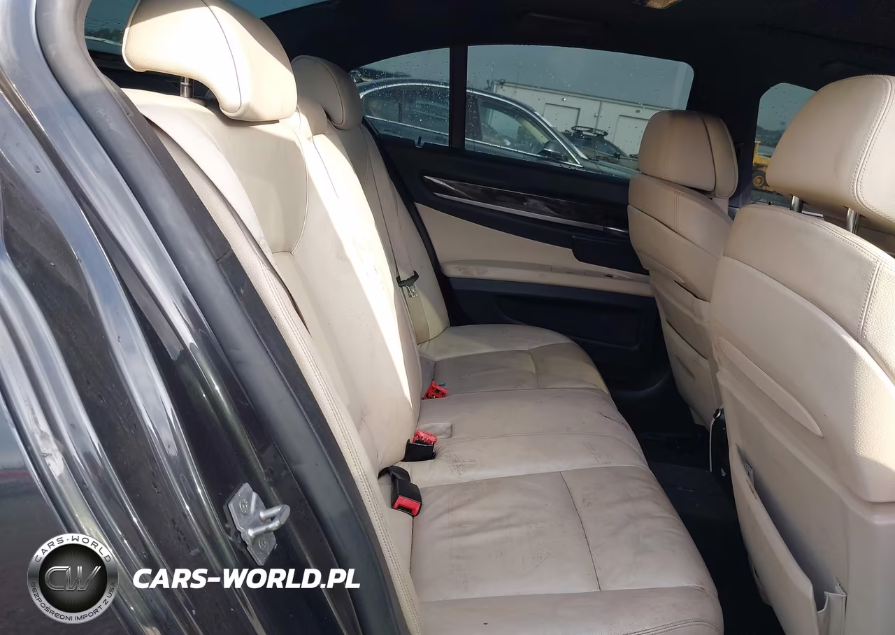 2012 BMW 740I VIN:WBAKA4C59CDS99387 - 8