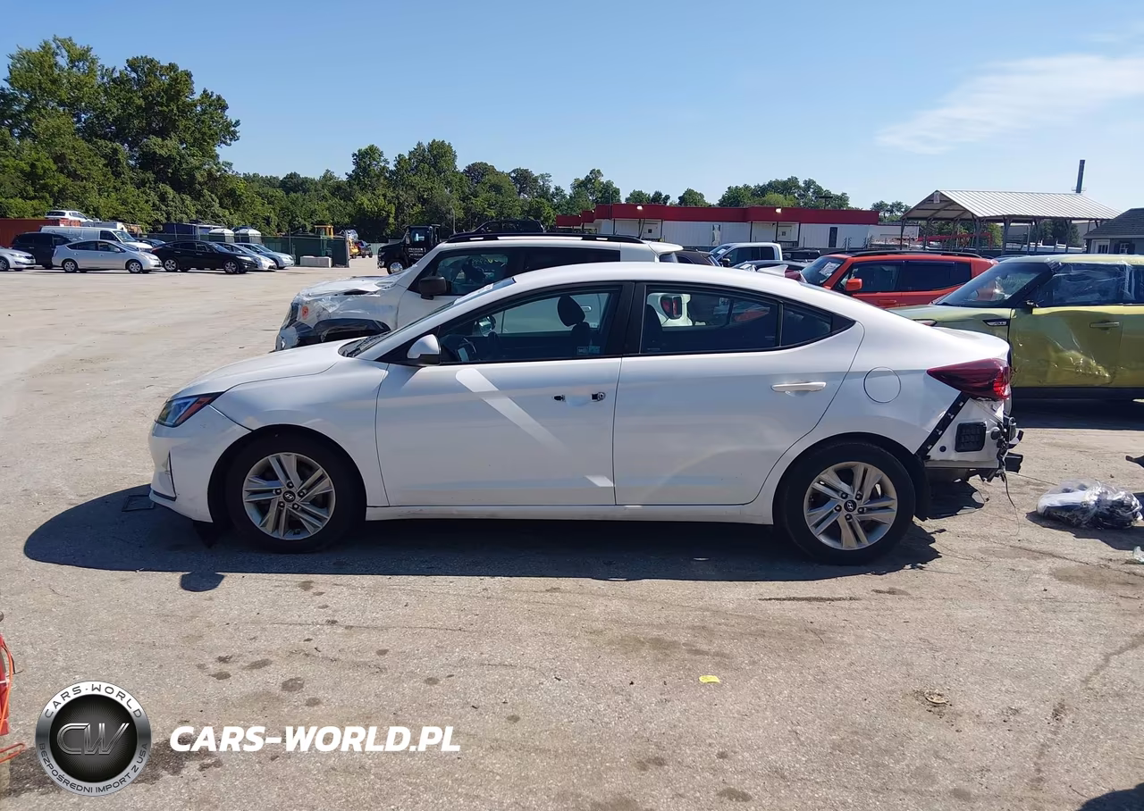 2020 Hyundai Elantra Sel VIN:5NPD84LF2LH621555 - 14