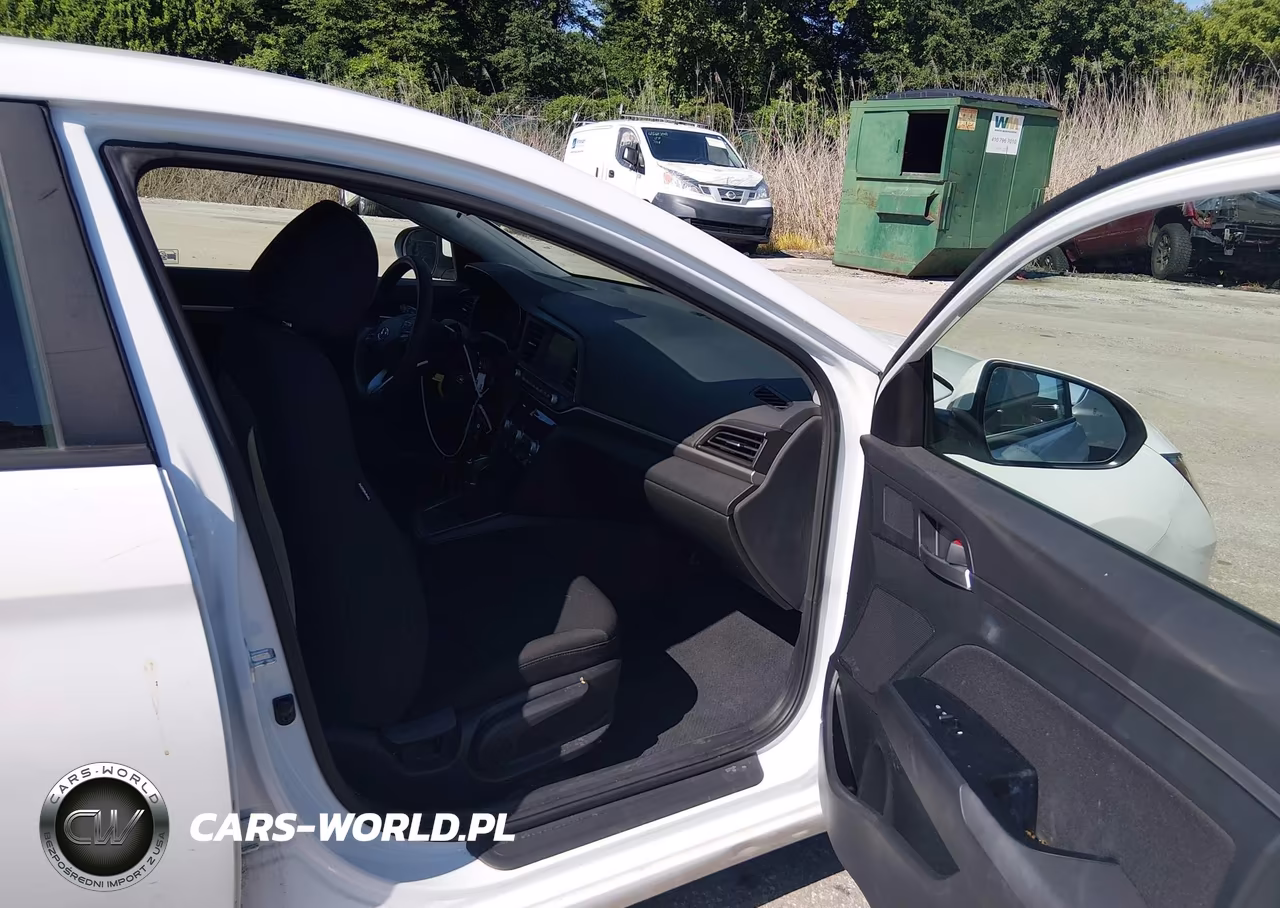 2020 Hyundai Elantra Sel VIN:5NPD84LF2LH621555 - 5