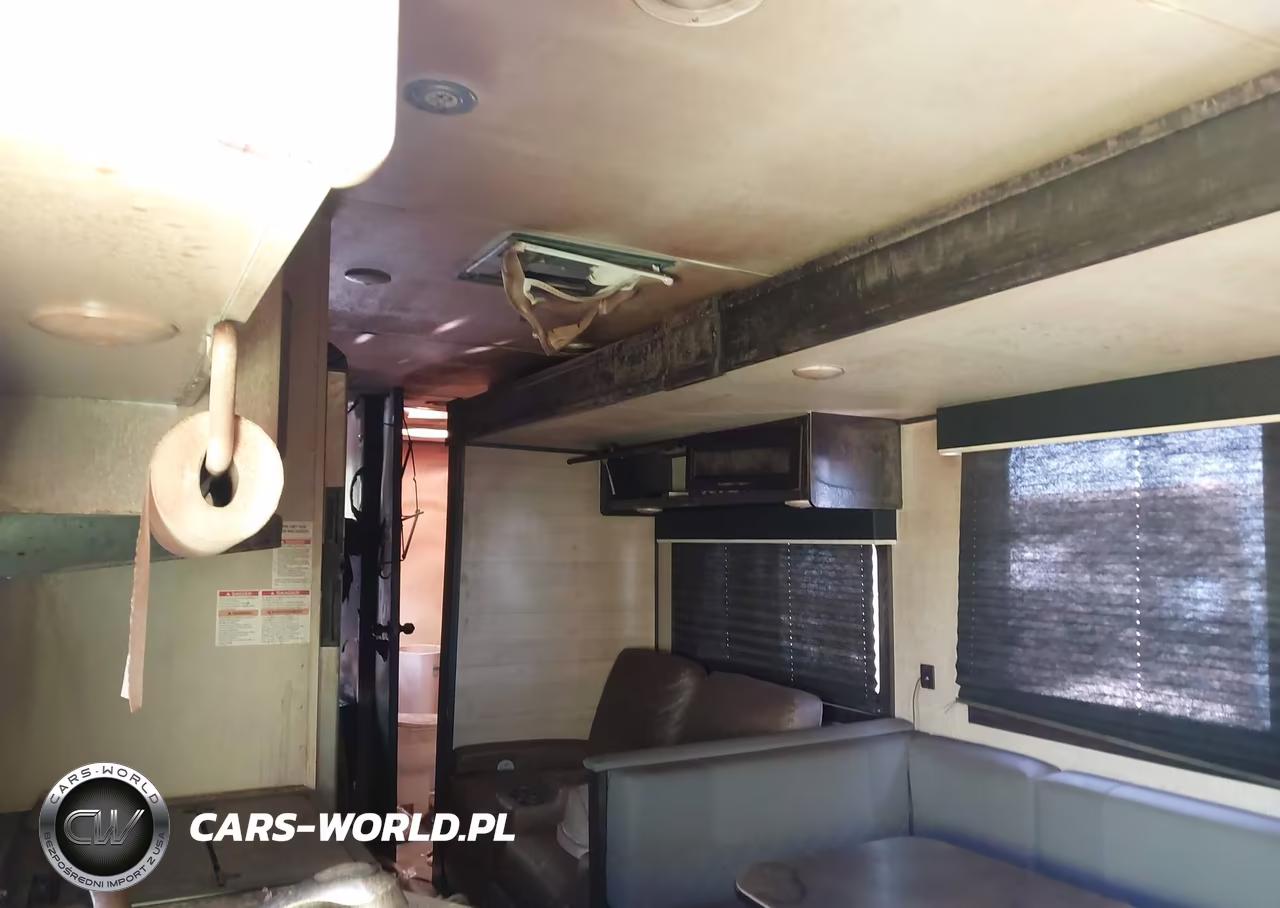 2023 Jayco Jay Flight VIN:1UJBC0BR6P17S0239 - 6