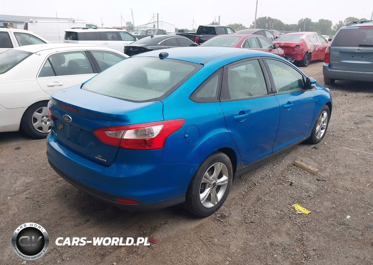 2013 Ford Focus Se VIN:1FADP3F23DL371994 - 4