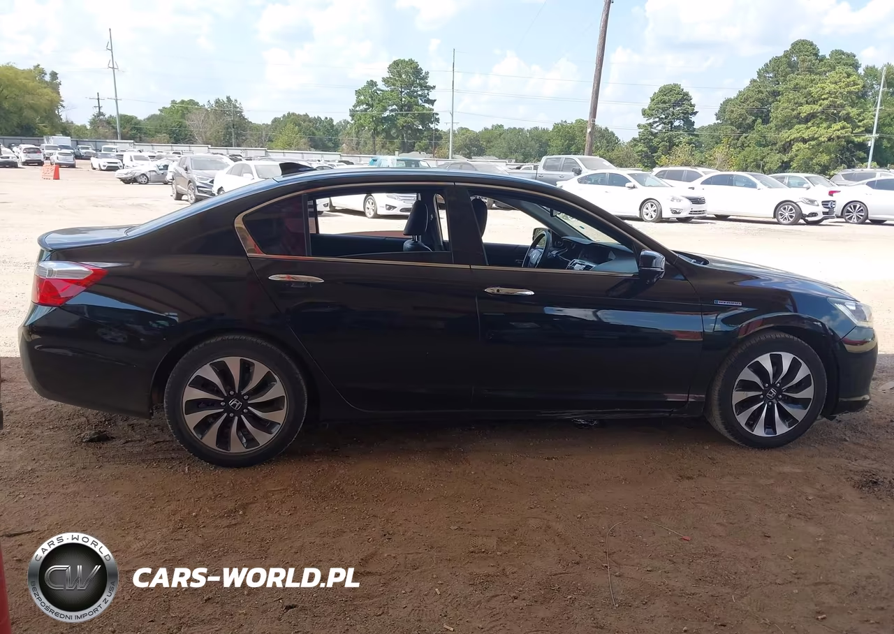 2015 Honda Accord Hybrid Ex-L VIN:1HGCR6F5XFA001847 - 13