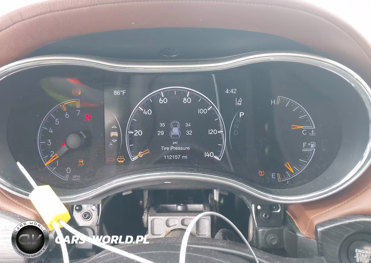 2019 Jeep Grand Cherokee Summit 4X4 VIN:1C4RJFJT1KC655382 - 7