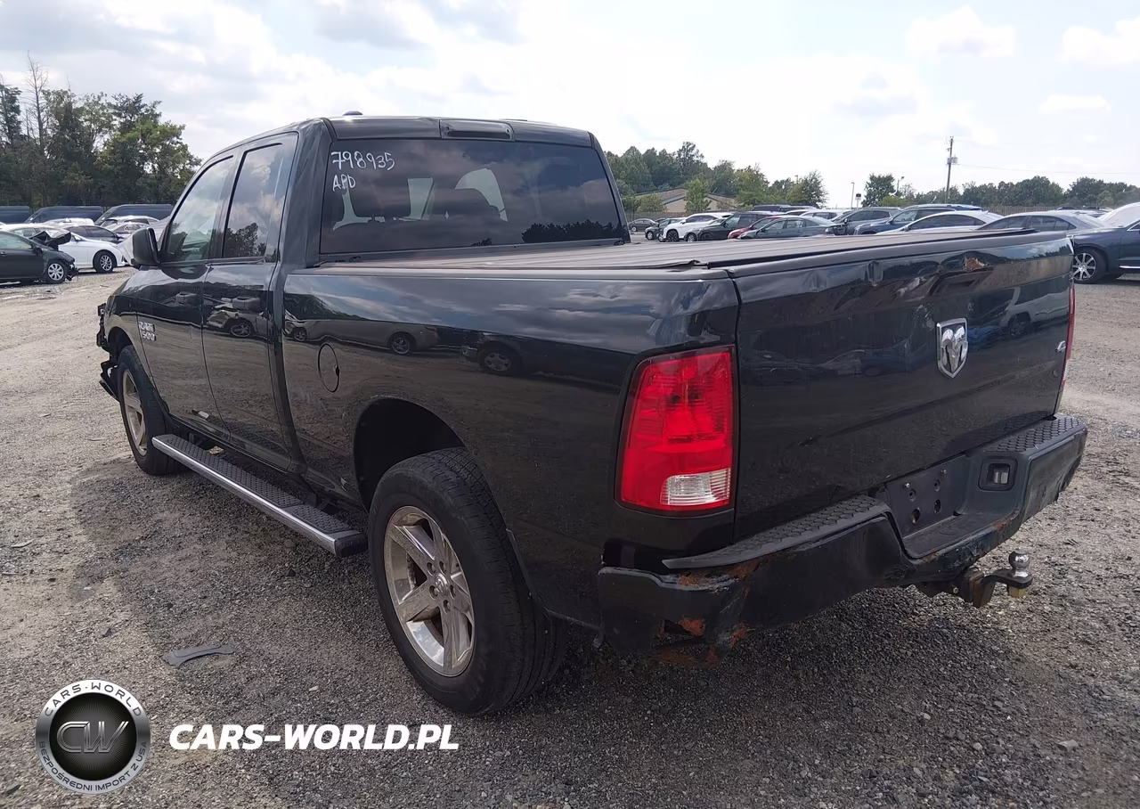 2017 Ram 1500 Express 4X4 6'4 Box VIN:1C6RR7FG1HS596432 - 3