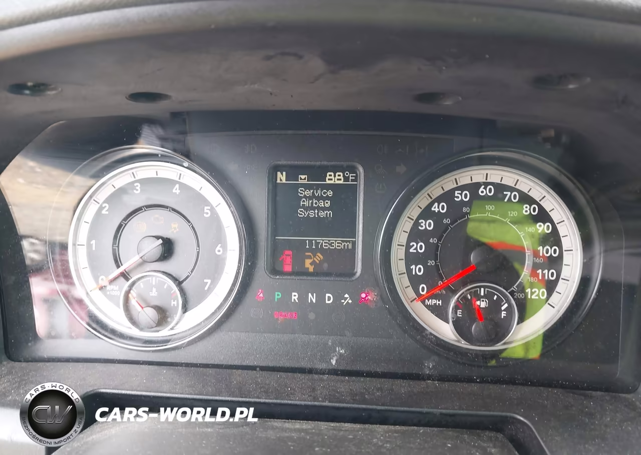2017 Ram 1500 Express 4X4 6'4 Box VIN:1C6RR7FG1HS596432 - 7