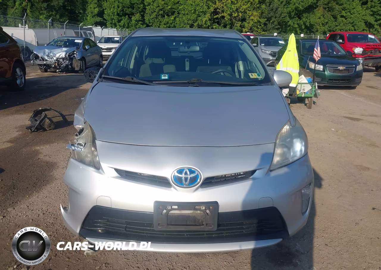 2013 Toyota Prius Three VIN:JTDKN3DU7D5579568 - 12