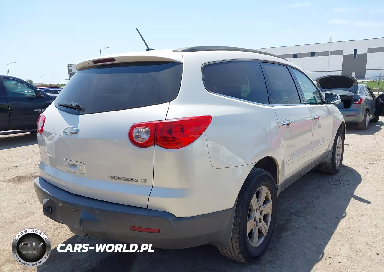 2011 Chevrolet Traverse Lt W-1Lt VIN:1GNKRGED1BJ172724 - 4