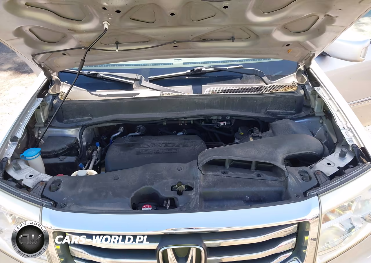 2013 Honda Pilot Touring VIN:5FNYF4H91DB048402 - 10