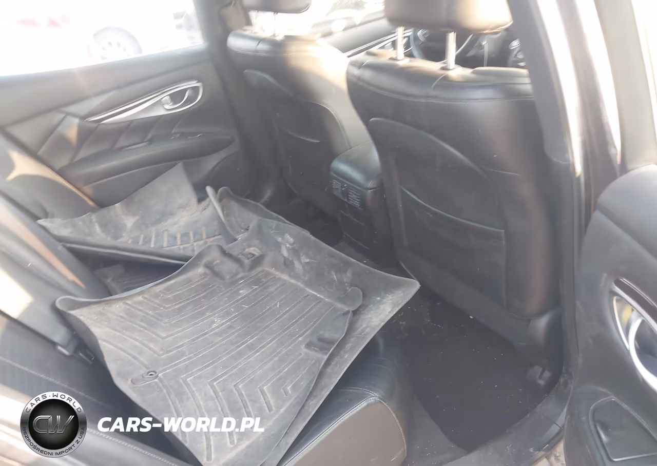 2015 Infiniti Q70 3.7X VIN:JN1BY1AR2FM560059 - 8