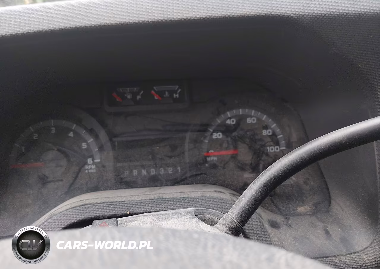 2010 Ford E-450 Cutaway VIN:1FDXE4FS6ADB00187 - 5