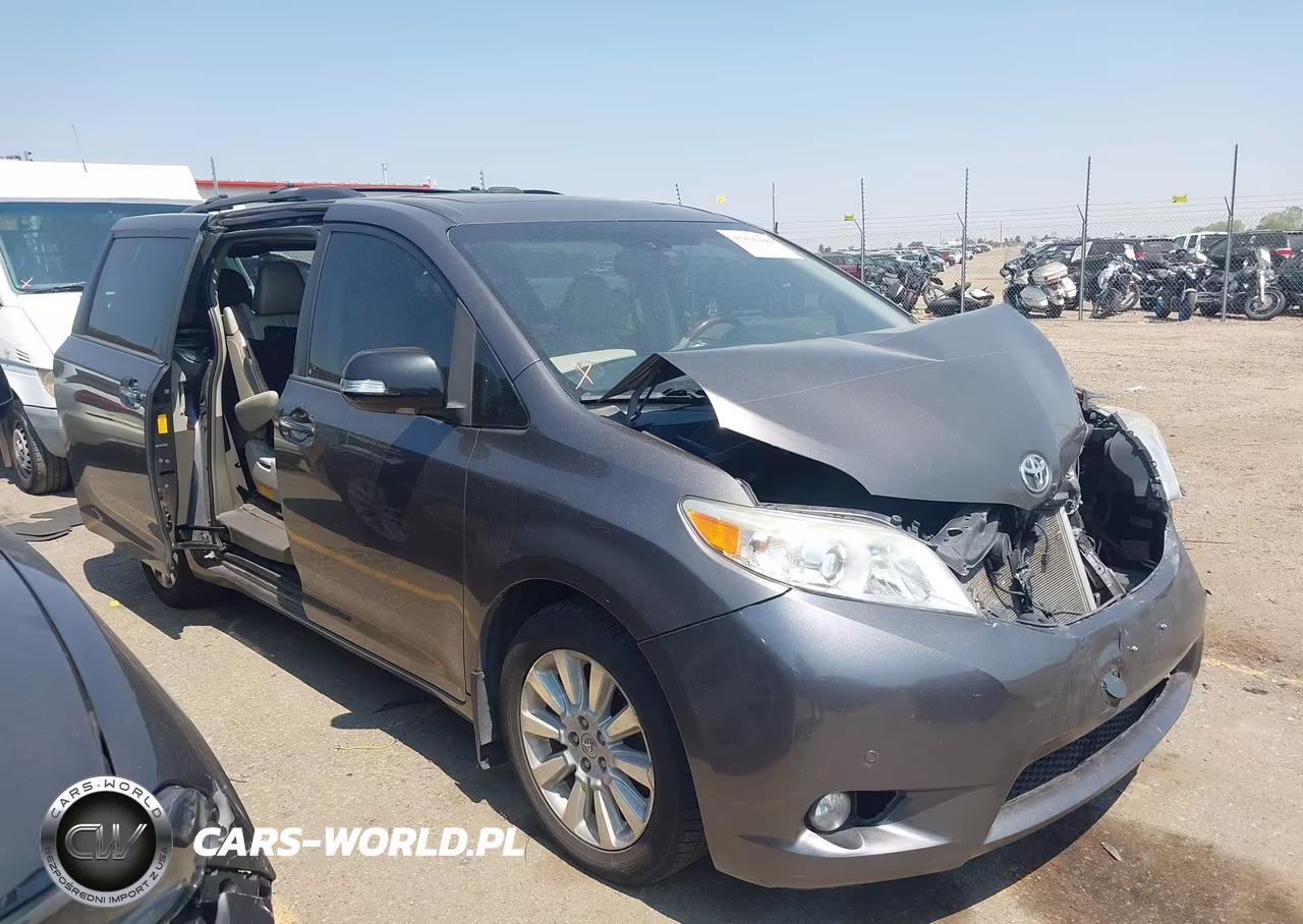 2013 Toyota Sienna Limited 7 Passenger VIN:5TDDK3DC7DS067909 - 13