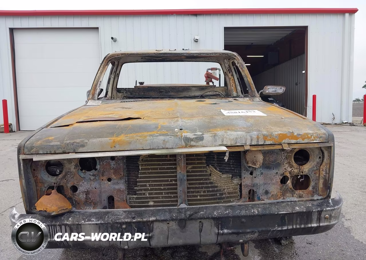 1985 Chevrolet C20 VIN:1GCGC24J4FF373018 - 12