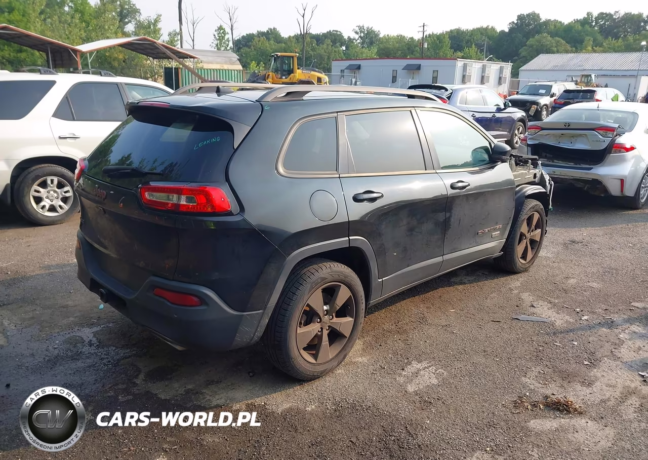 2016 Jeep Cherokee 75Th Anniversary VIN:1C4PJMCS2GW305099 - 4
