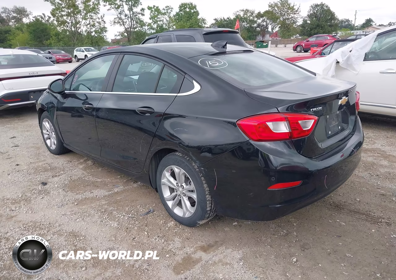 2019 Chevrolet Cruze Lt VIN:1G1BE5SM4K7120426 - 3