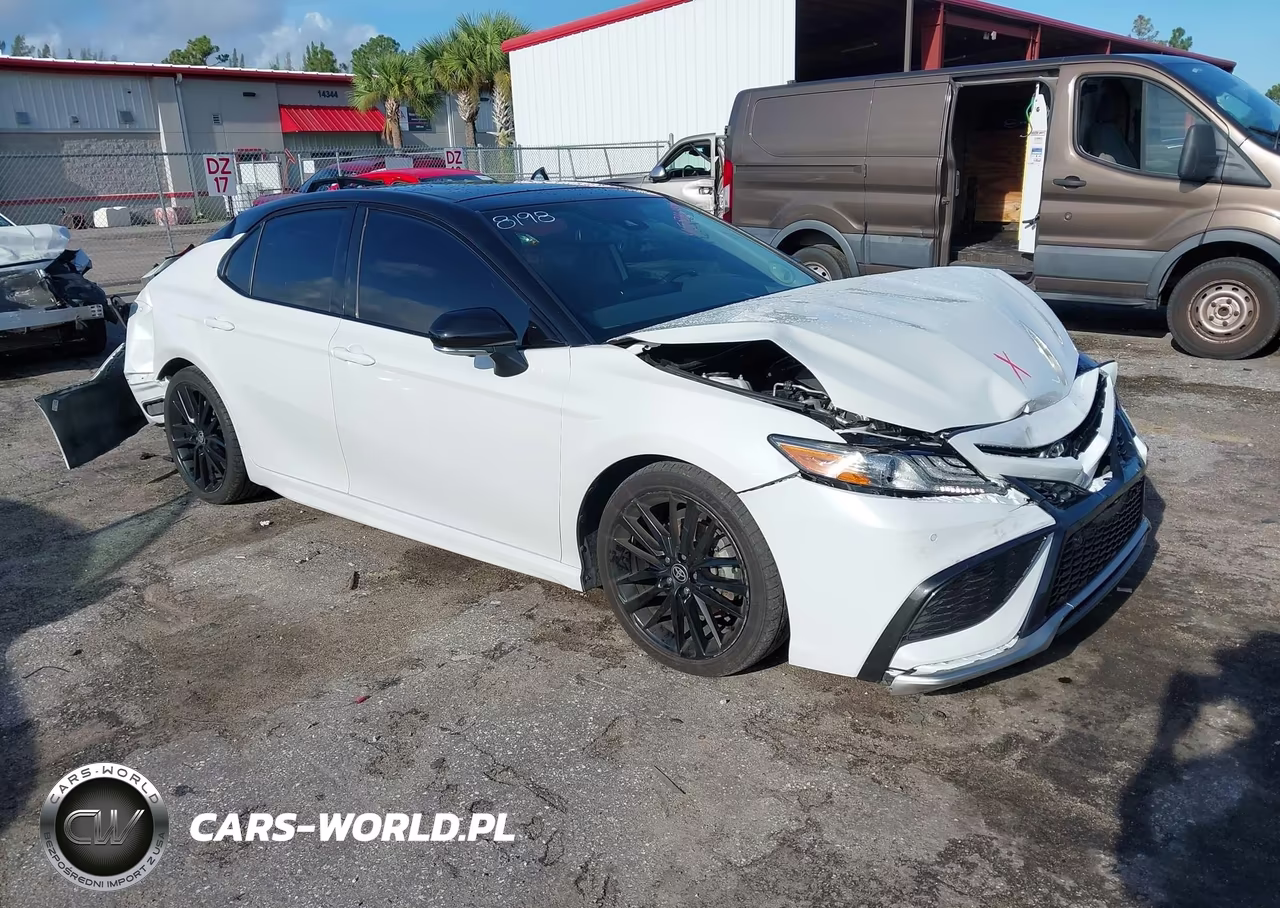 2023 Toyota Camry Xse V6