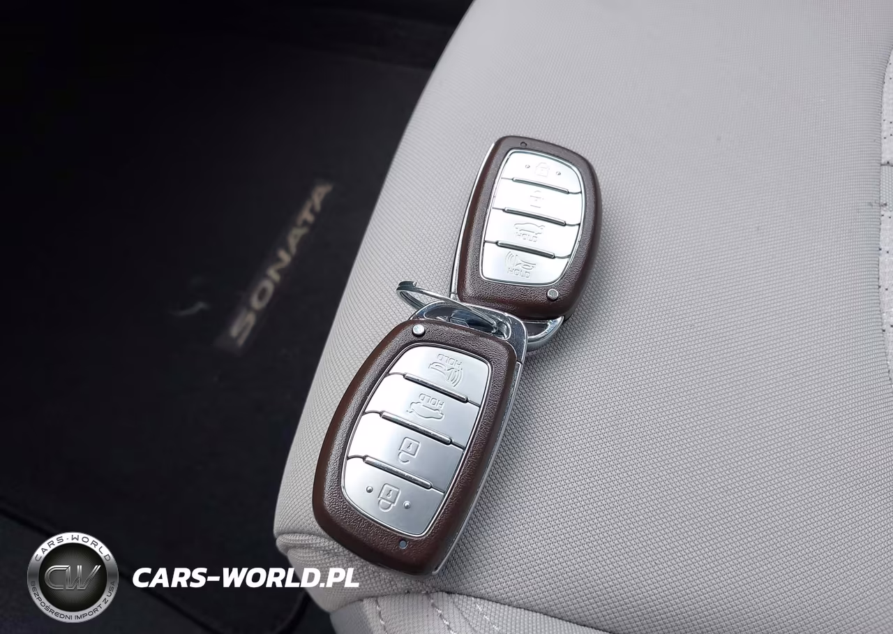 2018 Hyundai Sonata Hybrid Se VIN:KMHE24L33JA084111 - 11