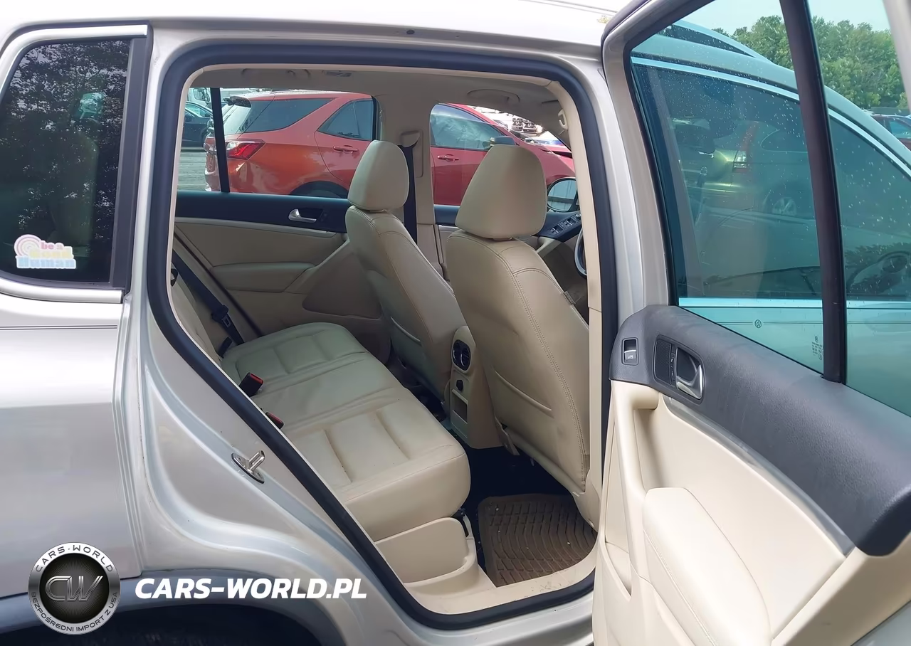 2013 Volkswagen Tiguan Sel VIN:WVGBV3AX9DW624160 - 8