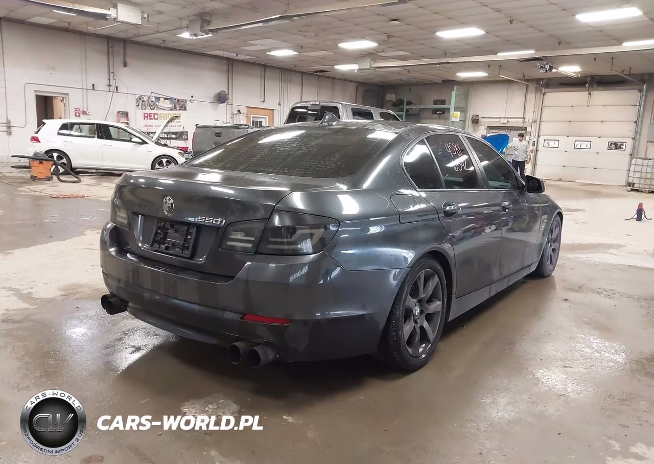 2011 BMW 550I xDrive VIN:WBAFU9C5XBC784552 - 4