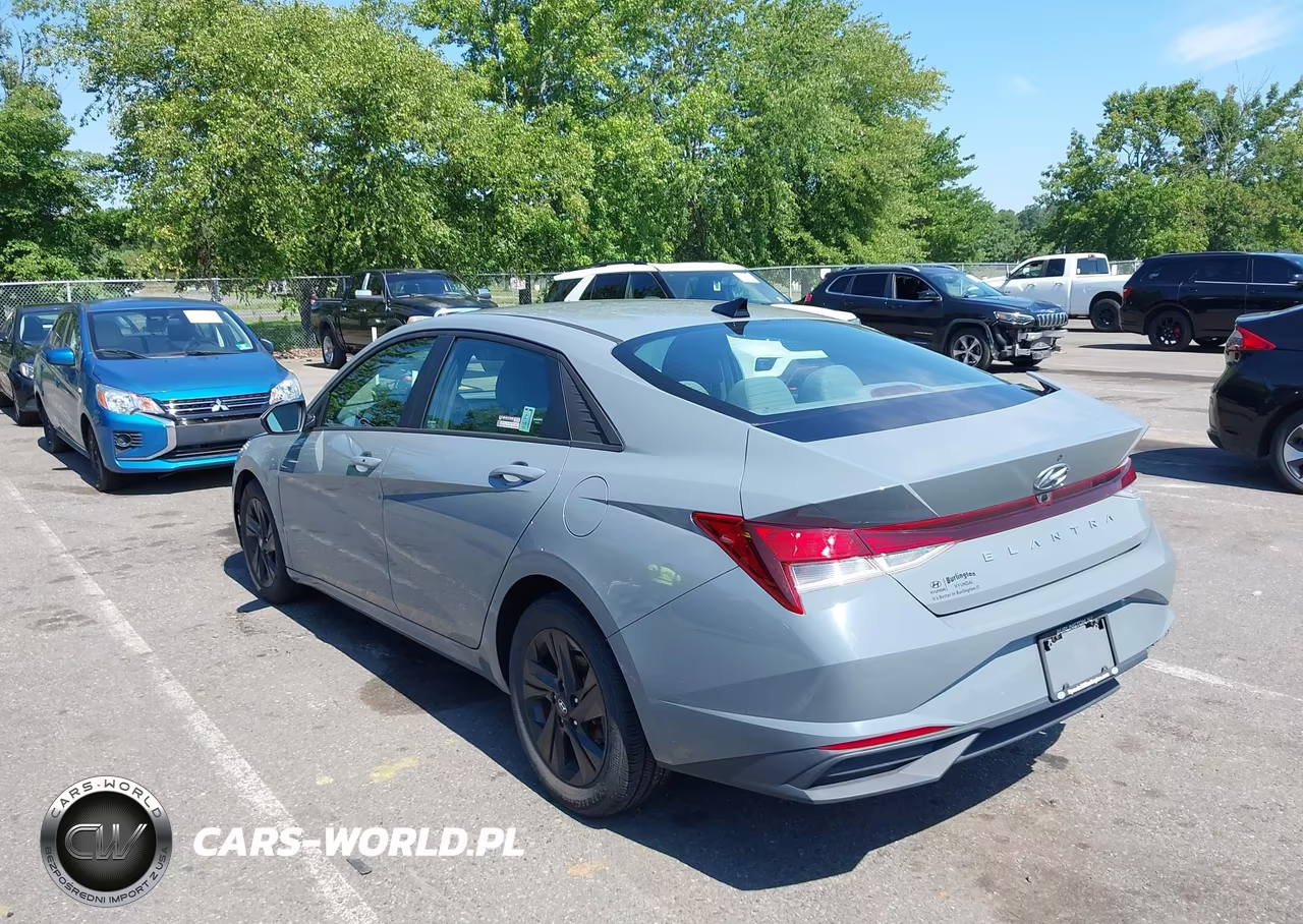 2021 Hyundai Elantra Sel VIN:KMHLS4AGXMU211677 - 3