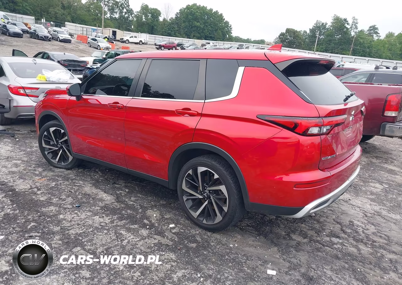 2023 Mitsubishi Outlander Se 2.5 2Wd-Se Black Edition 2Wd-Se Special Edition 2Wd VIN:JA4J3UA82PZ020645 - 3