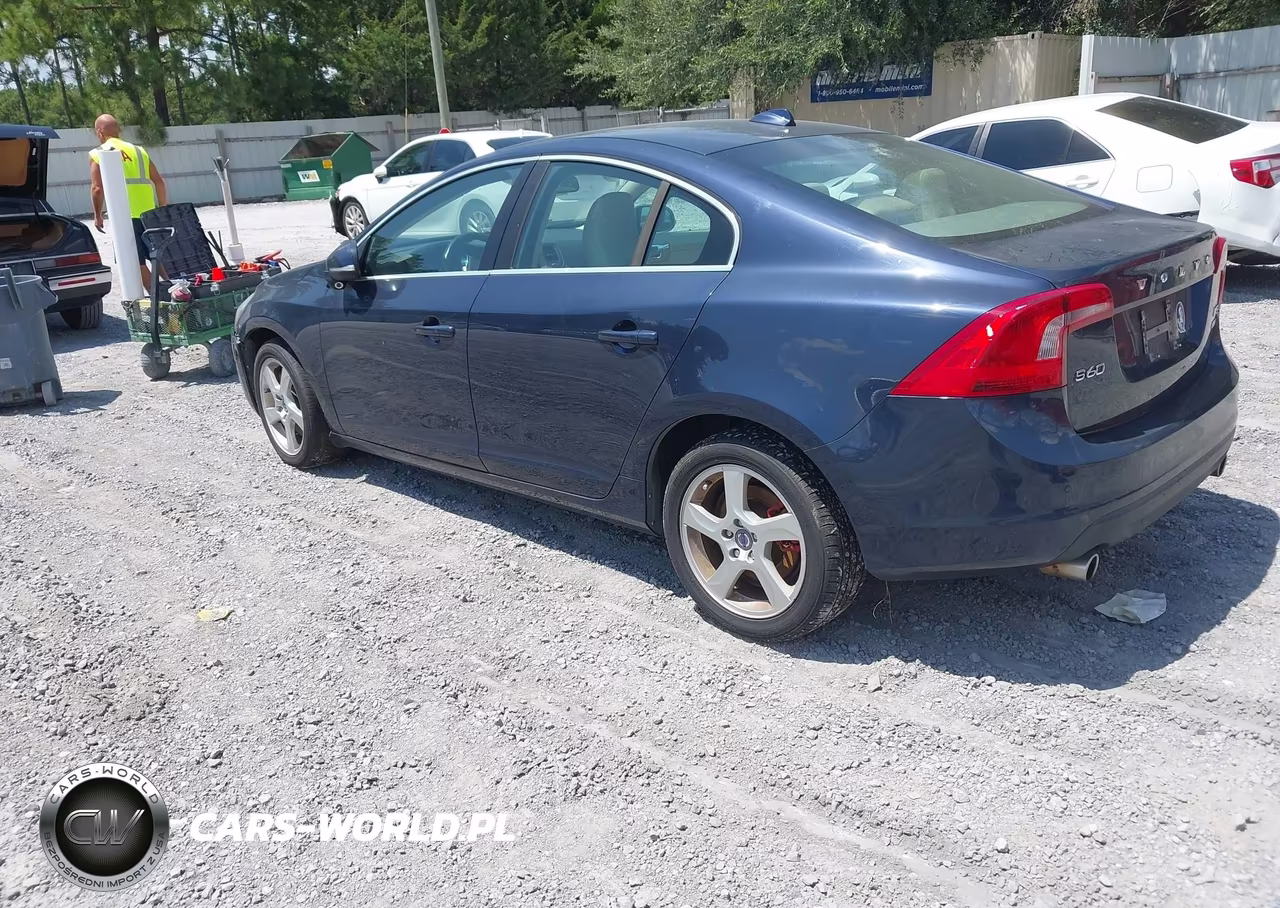 2013 Volvo S60 T5 VIN:YV1612FH6D2197812 - 3