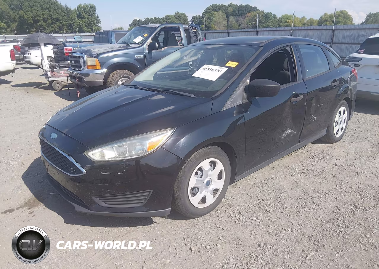 2016 Ford Focus S VIN:1FADP3E24GL256942 - 2
