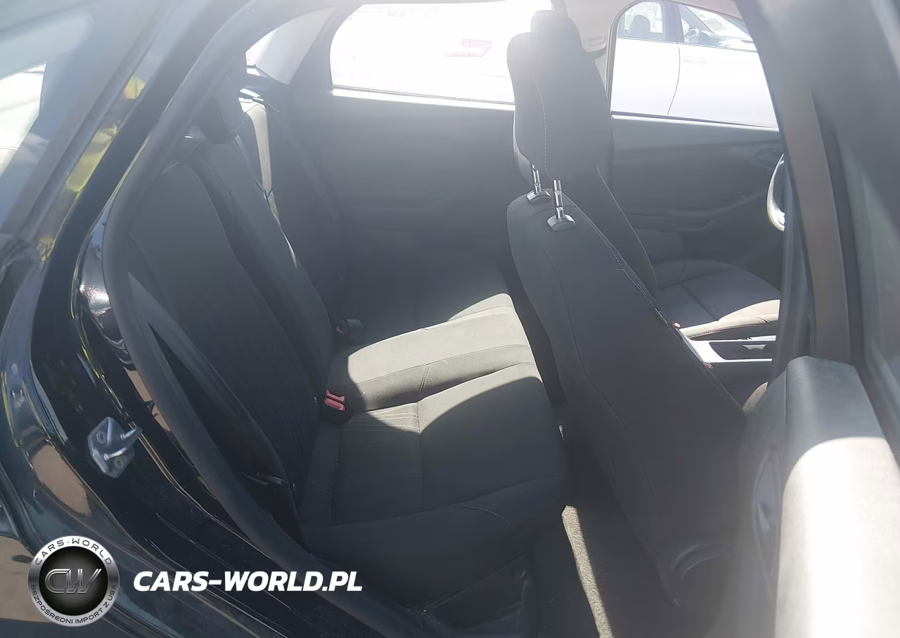 2016 Ford Focus S VIN:1FADP3E24GL256942 - 8