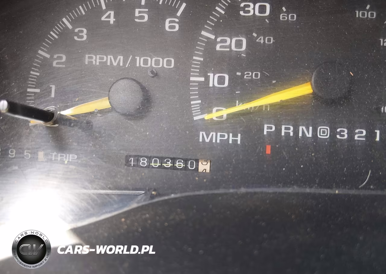 1999 GMC Sierra 2500 Sl (Carry-Over) VIN:1GTGC24R6XF060026 - 7