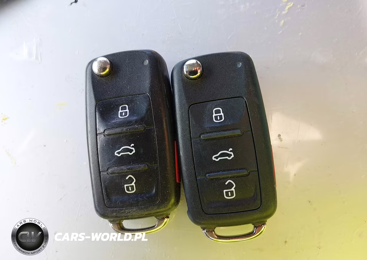 2019 Volkswagen Passat 2.0T Wolfsburg Edition VIN:1VWLA7A37KC011734 - 11