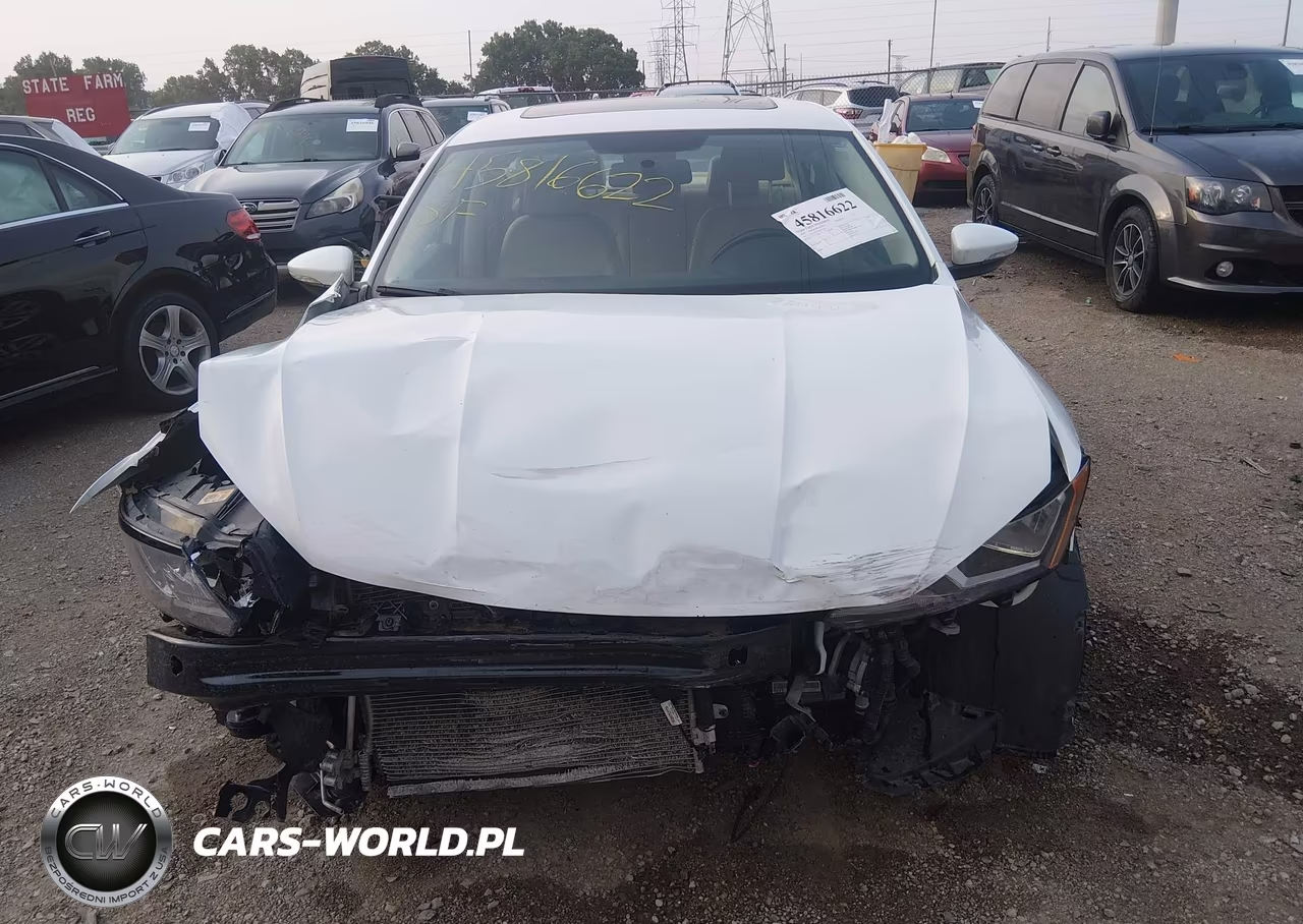 2019 Volkswagen Passat 2.0T Wolfsburg Edition VIN:1VWLA7A37KC011734 - 12