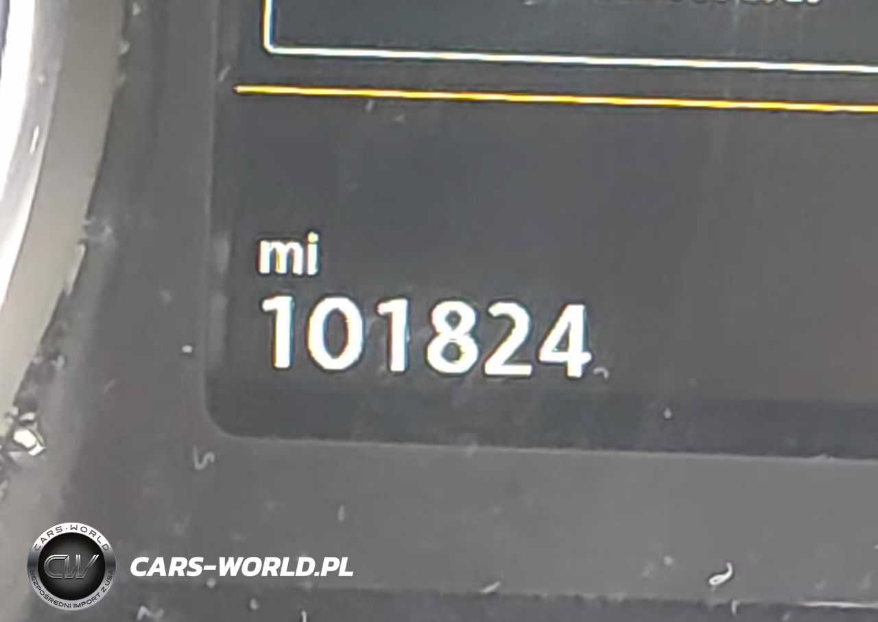 2019 Volkswagen Passat 2.0T Wolfsburg Edition VIN:1VWLA7A37KC011734 - 15