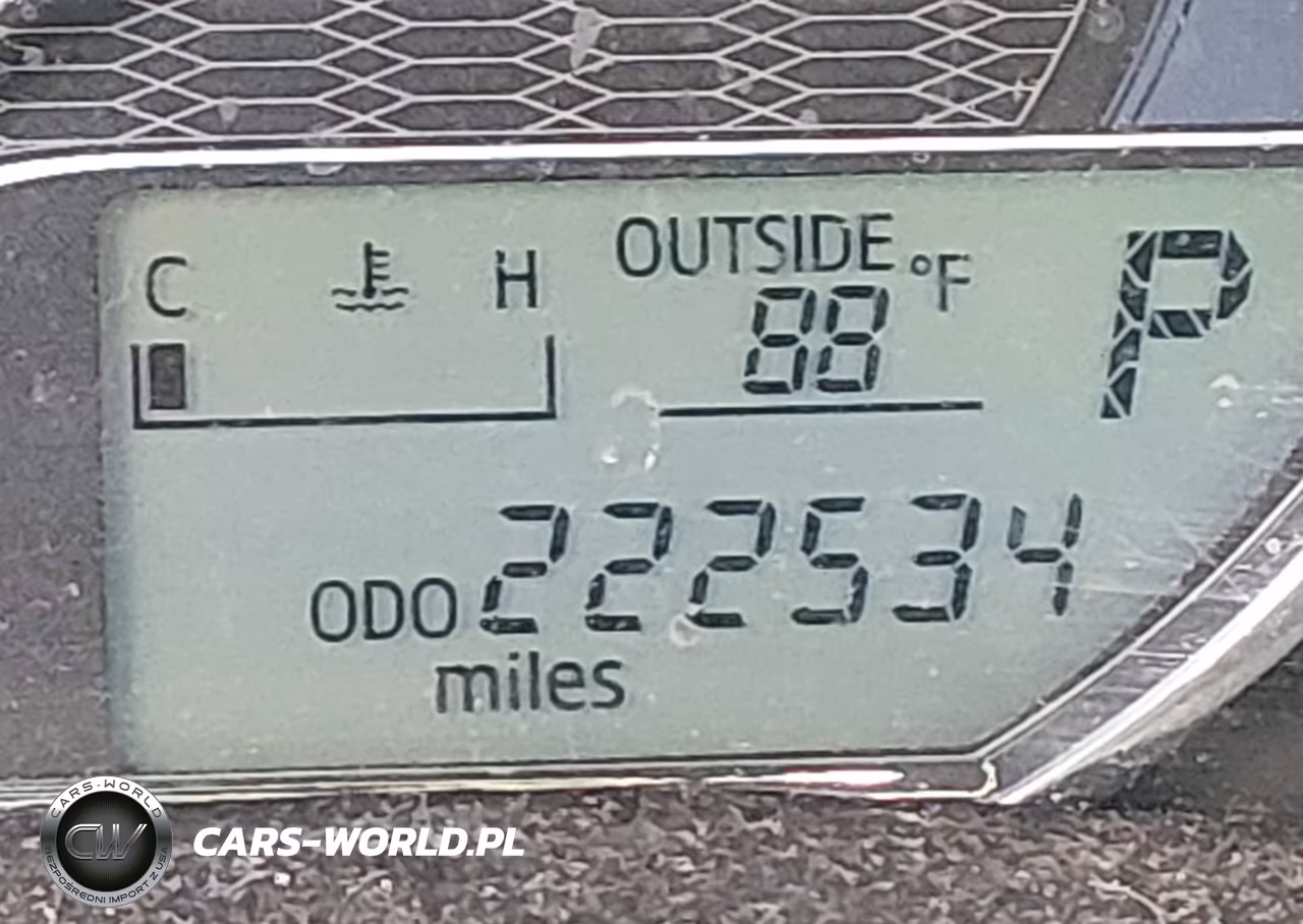 2015 Toyota Corolla Le VIN:5YFBURHE2FP299524 - 16