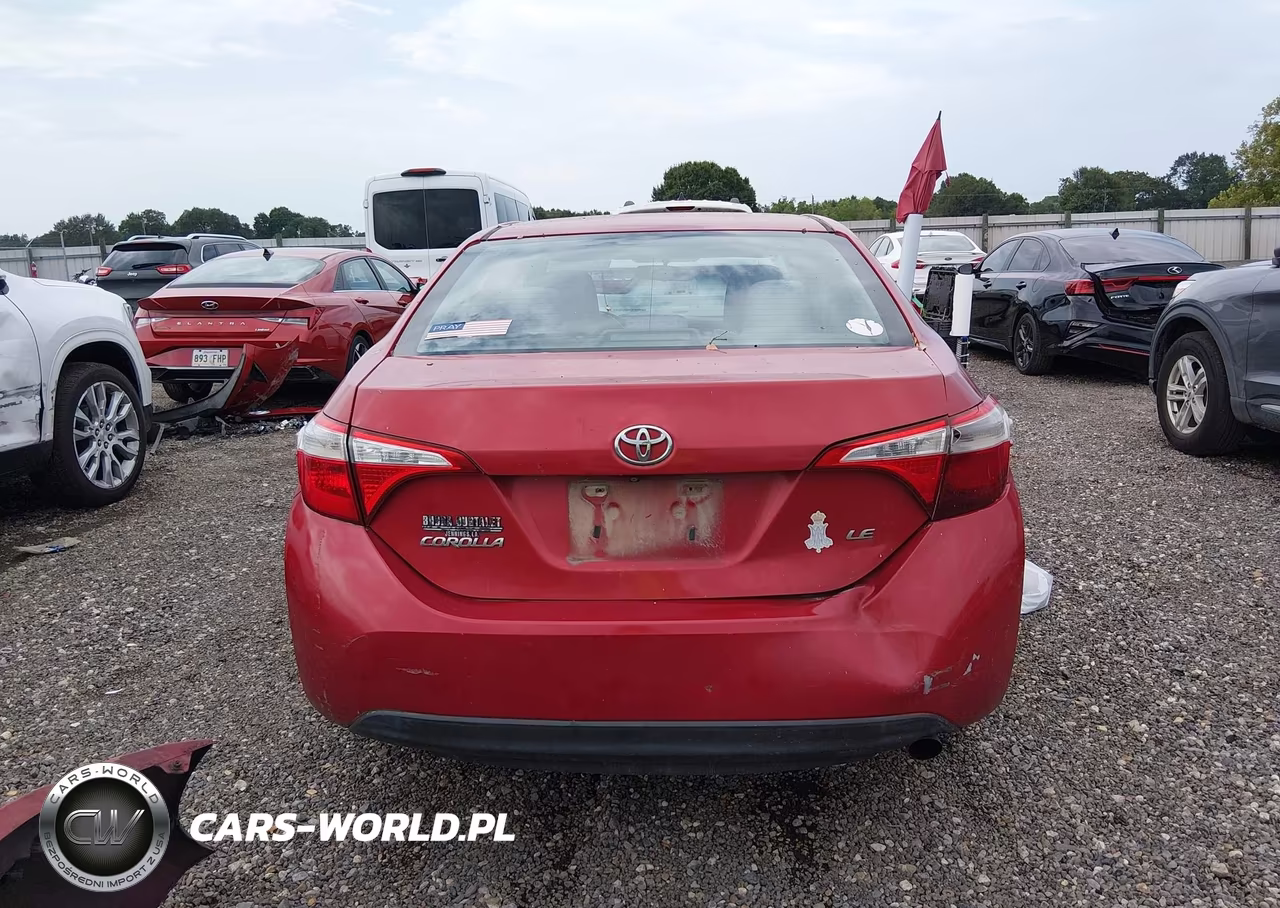 2015 Toyota Corolla Le VIN:5YFBURHE2FP299524 - 17