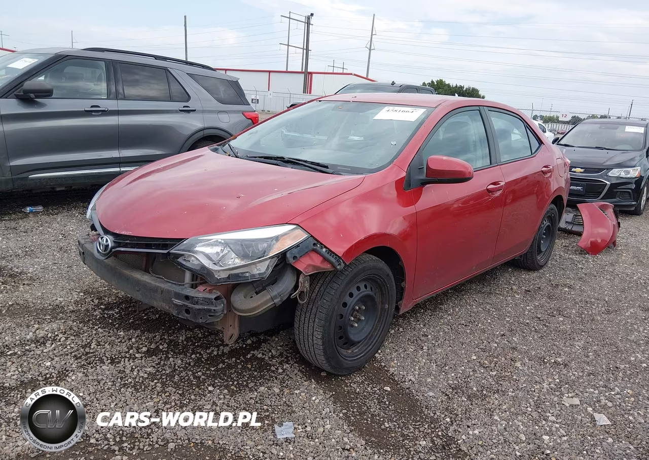 2015 Toyota Corolla Le VIN:5YFBURHE2FP299524 - 2