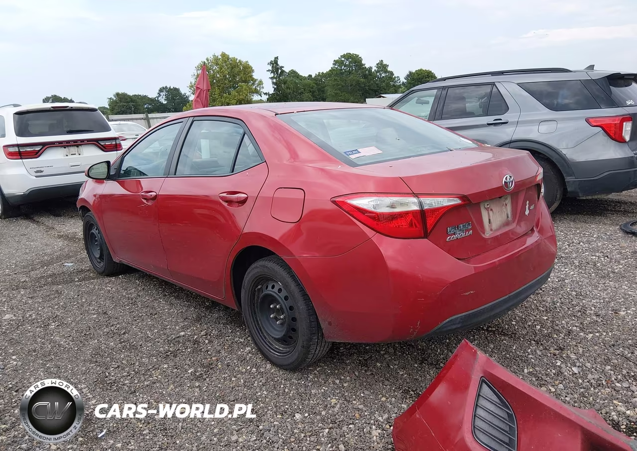 2015 Toyota Corolla Le VIN:5YFBURHE2FP299524 - 3