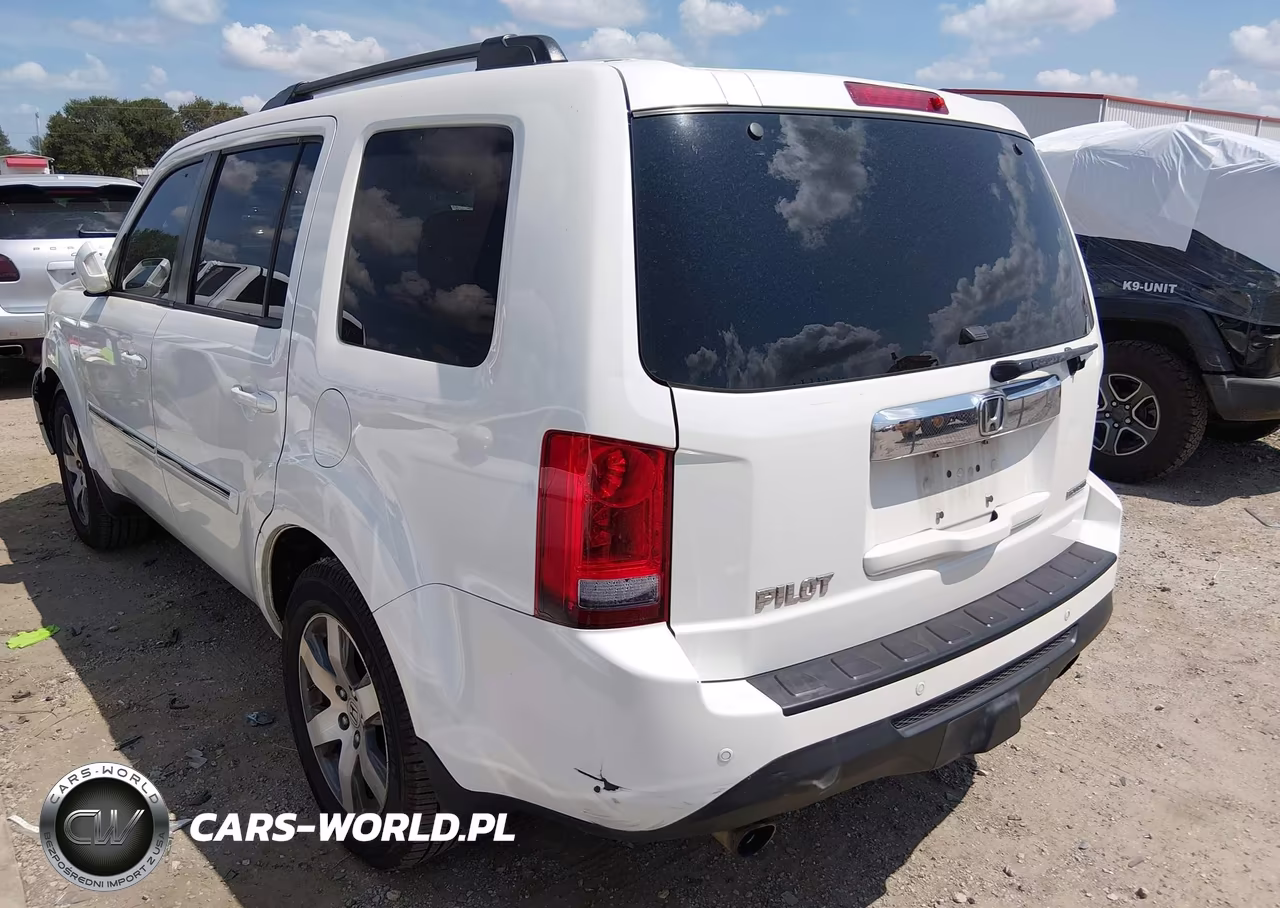 2014 Honda Pilot Touring VIN:5FNYF3H97EB028246 - 3