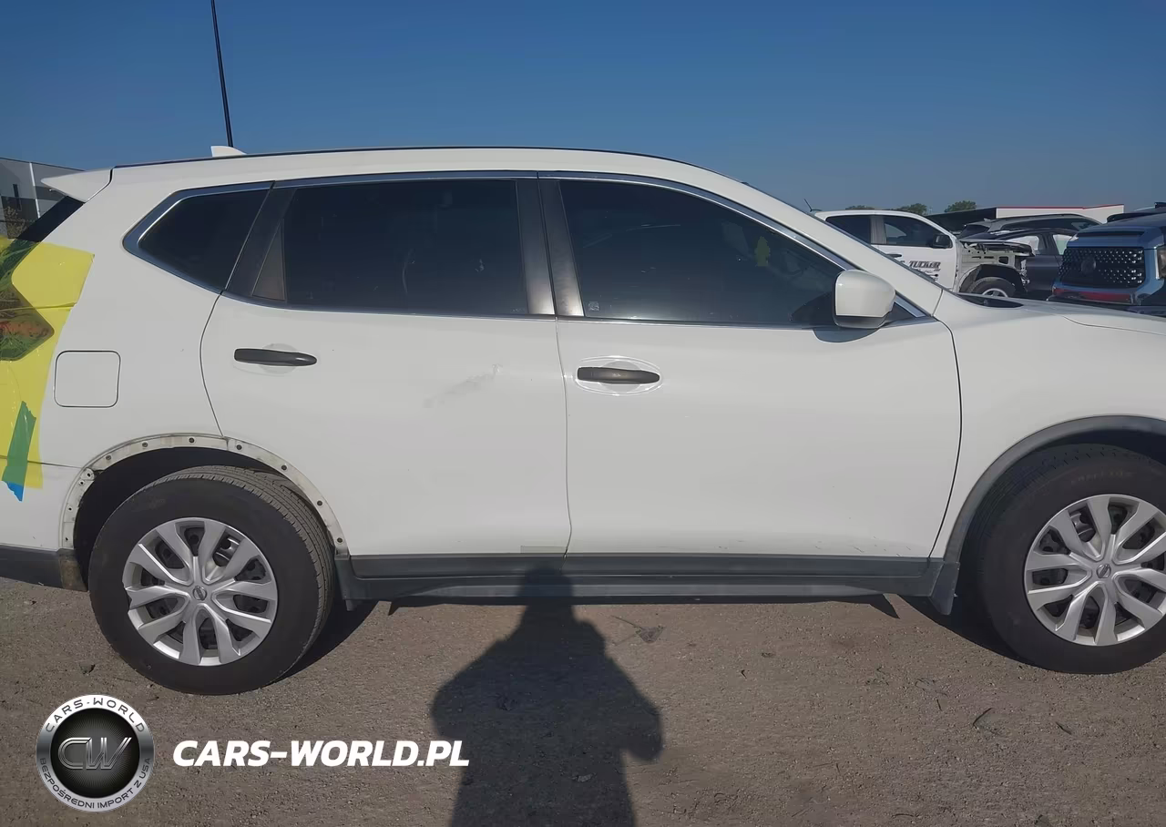 2018 Nissan Rogue S VIN:KNMAT2MT2JP602628 - 13