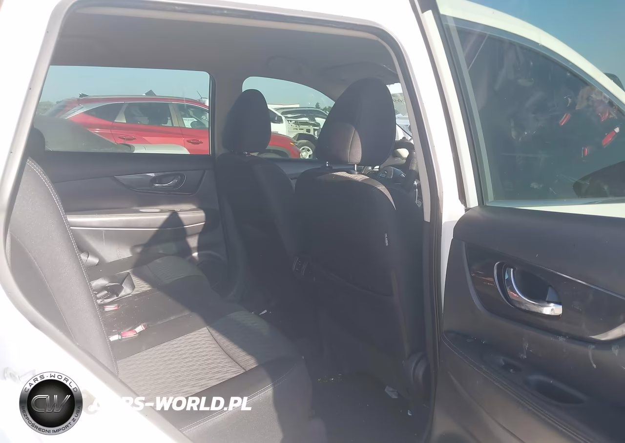 2018 Nissan Rogue S VIN:KNMAT2MT2JP602628 - 8