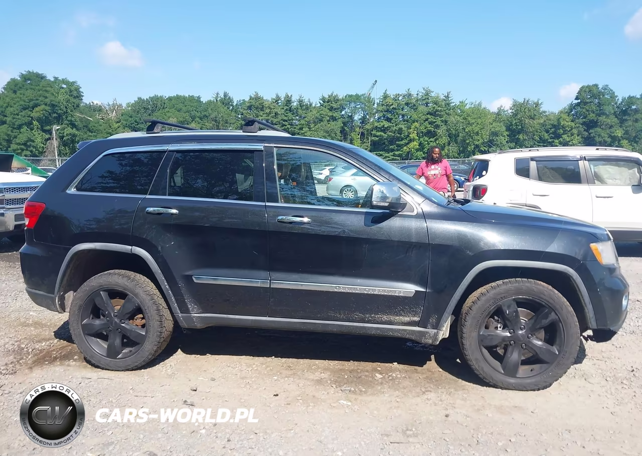 2012 Jeep Grand Cherokee Overland VIN:1C4RJFCTXCC162105 - 13