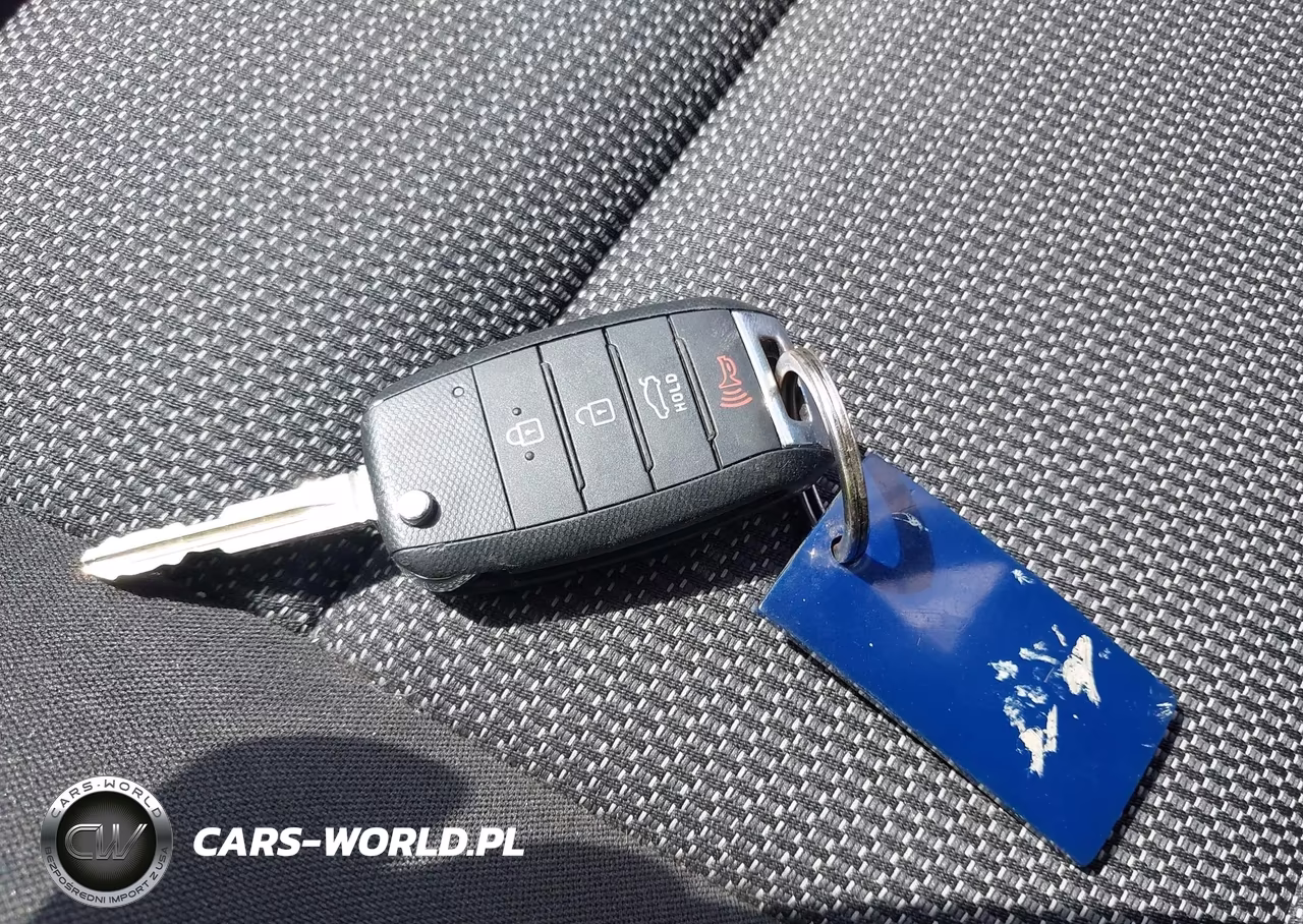 2017 Kia Forte Lx VIN:3KPFK4A76HE051352 - 11