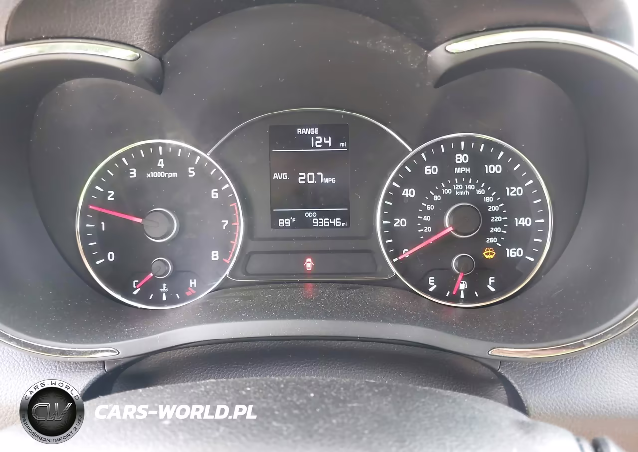 2017 Kia Forte Lx VIN:3KPFK4A76HE051352 - 7