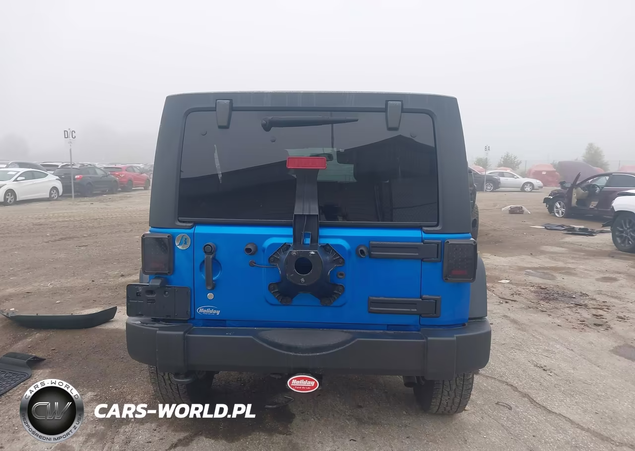 2015 Jeep Wrangler Unlimited Sport VIN:1C4BJWDG7FL522406 - 17