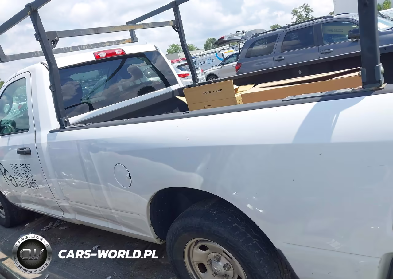2019 Ram 1500 Classic Tradesman 4X2 8' Box VIN:3C6JR6DG7KG500991 - 14