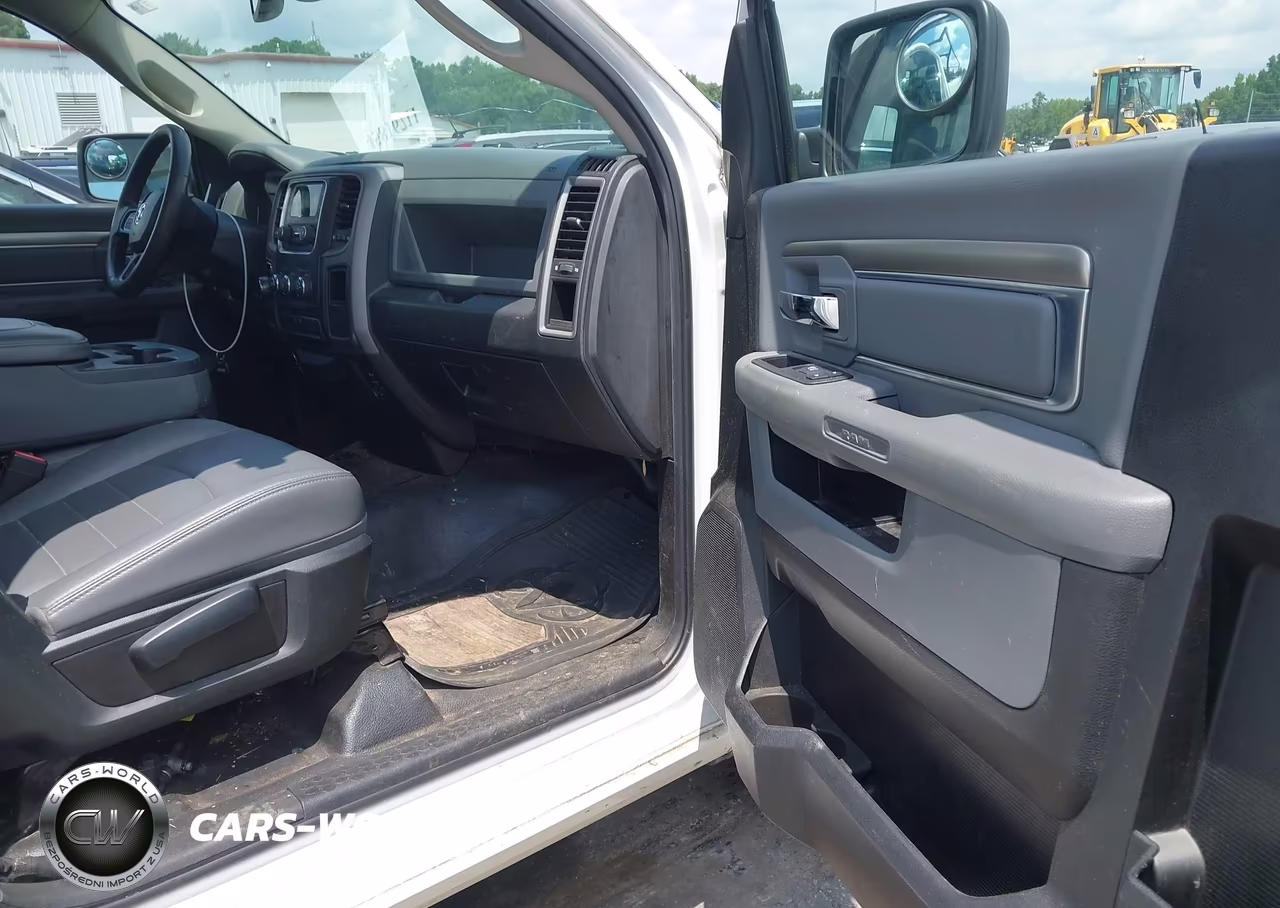 2019 Ram 1500 Classic Tradesman 4X2 8' Box VIN:3C6JR6DG7KG500991 - 5