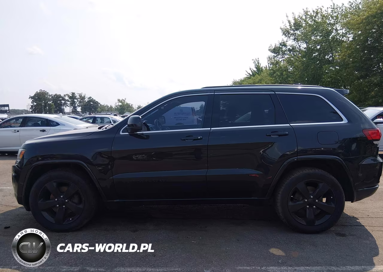 2015 Jeep Grand Cherokee Altitude VIN:1C4RJFAG8FC224773 - 14
